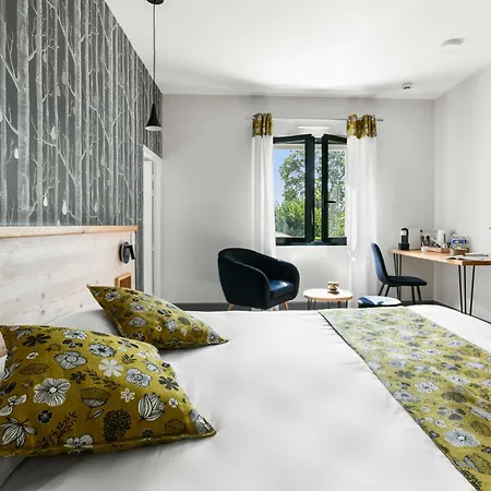 Logis Hotels Gnac E Pause 3*