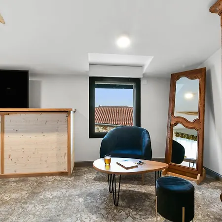 Hotel Logis Hotels Gnac E Pause 3*