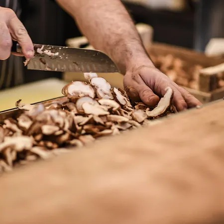 Hotel Logis Hotels Gnac E Pause 3*