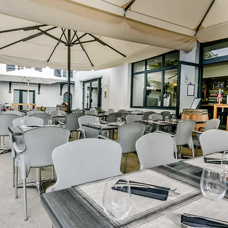 Hotel Logis Hotels Gnac E Pause