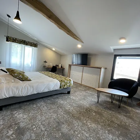 Logis Hotels Gnac E Pause Saint-Lon-Les-Mines