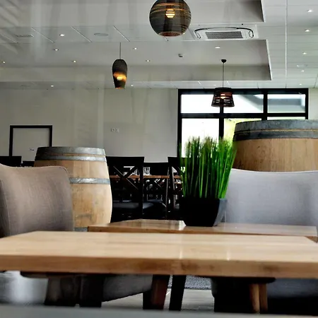 Logis Hotels Gnac E Pause