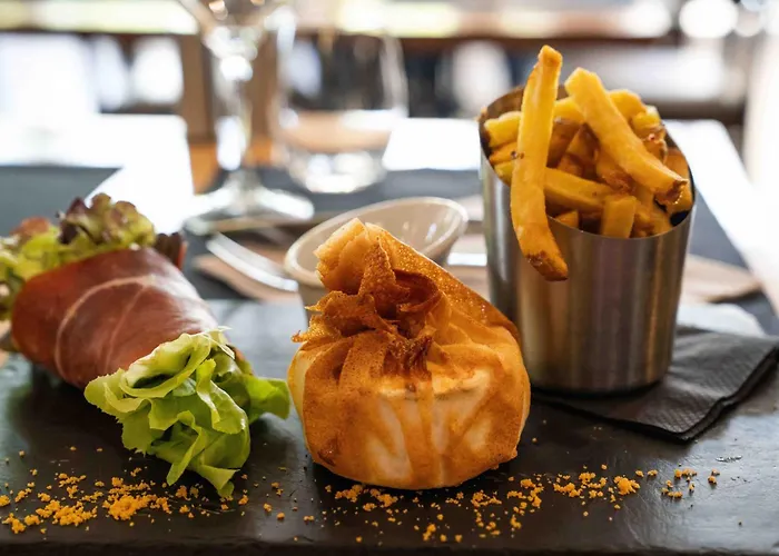 Hotel Logis Gnàc é Pause 3*