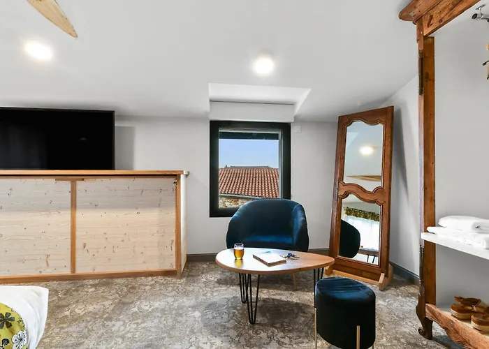 Hotel Logis Gnàc é Pause 3*