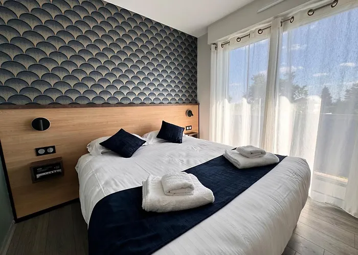 Hotel Logis Gnàc é Pause 3*